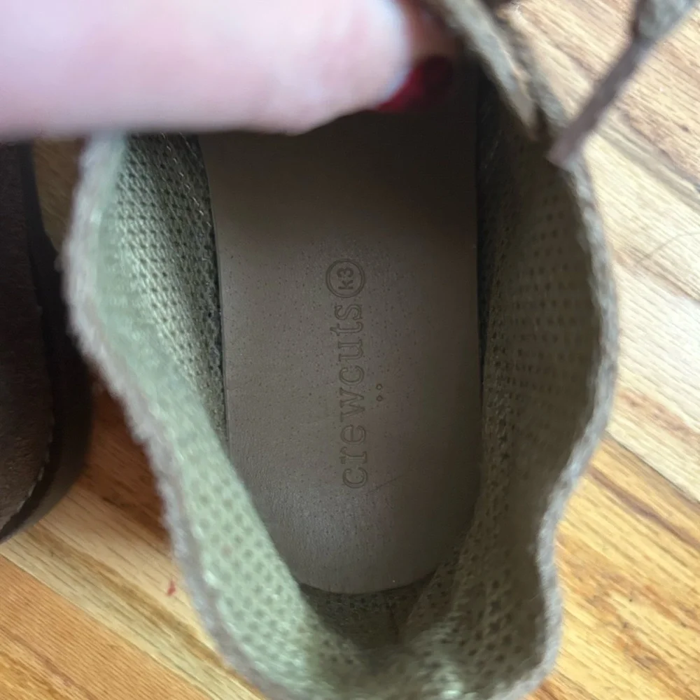 Crewcuts Boys Suede Taupe Chukka Boots K3